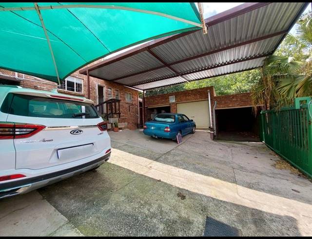 2 BEDROOM HOUSE FOR SALE IN MOUNTAIN VIEW